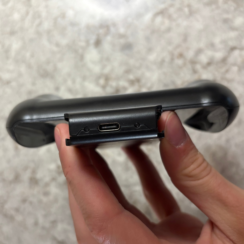 DOBE Switch Joy-Con Charging Grip (3rd party)